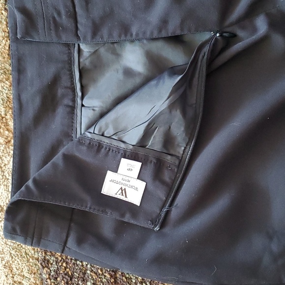 Worthington women's black pencil skirt, size 4P - Picture 3 of 3